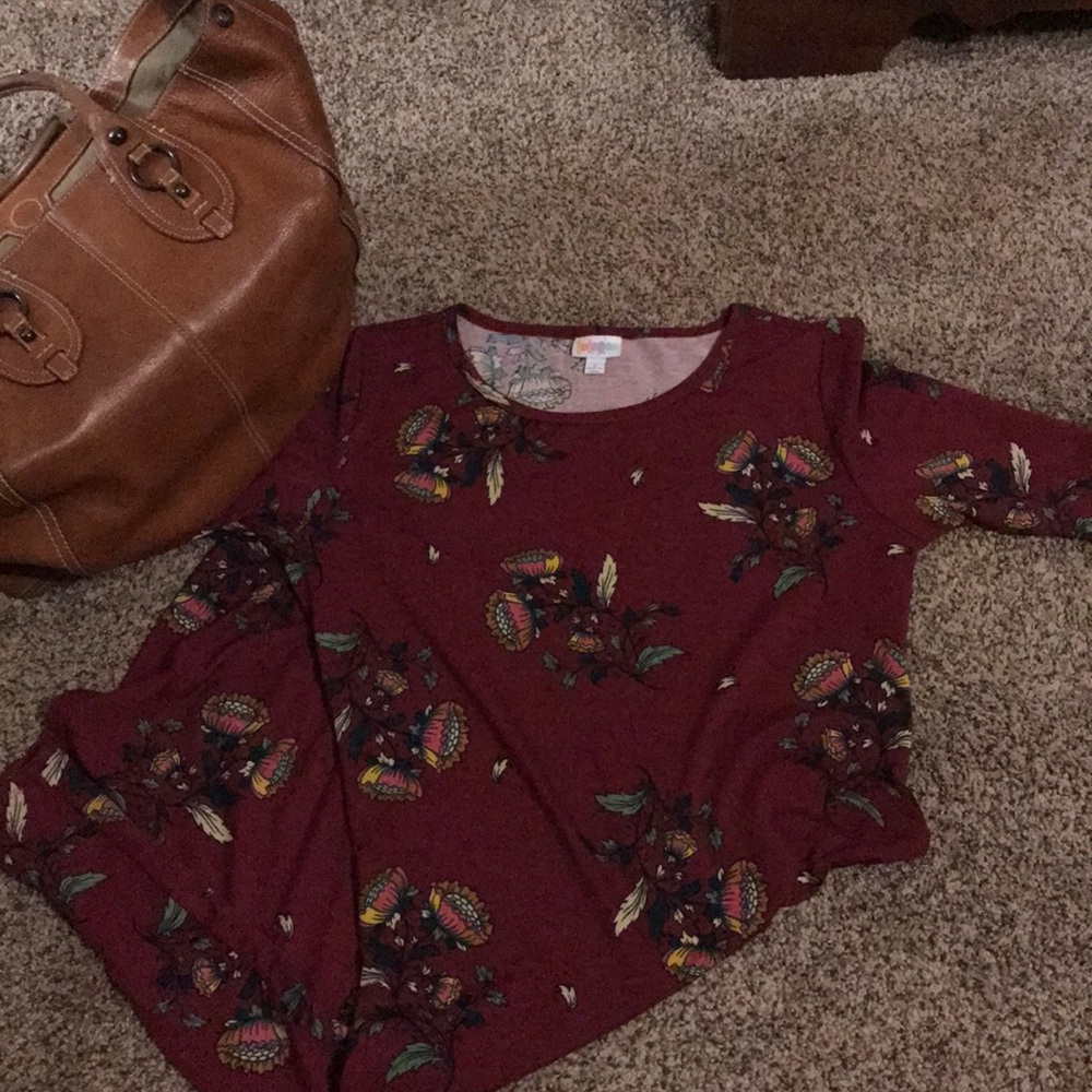 NWOT. Lularoe Julia